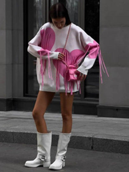 New round neck fashion pullover heart tassel sweater