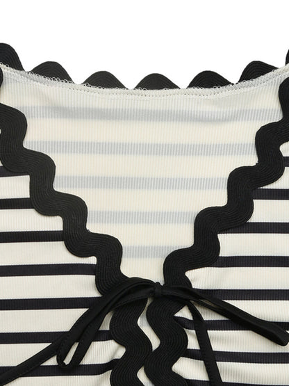 Casual striped lace-up shorts set