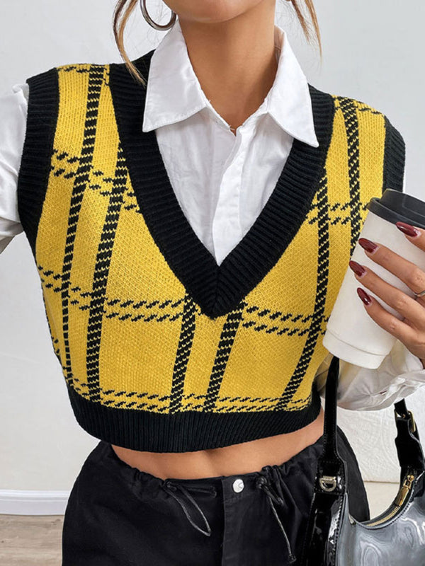 V-neck woolen checked vest